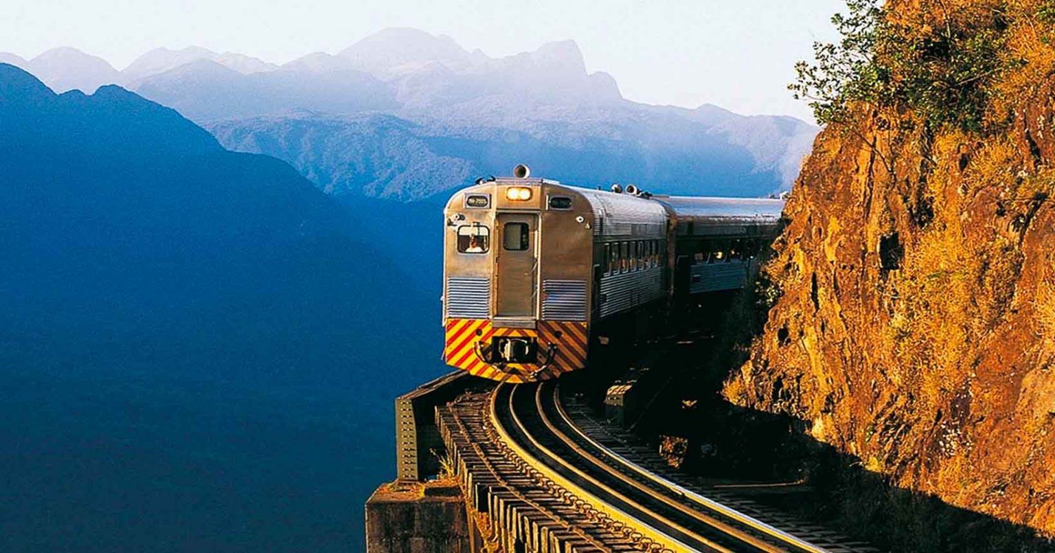 Curitiba + Trem de Morretes – Uma Experiência Inesquecível!