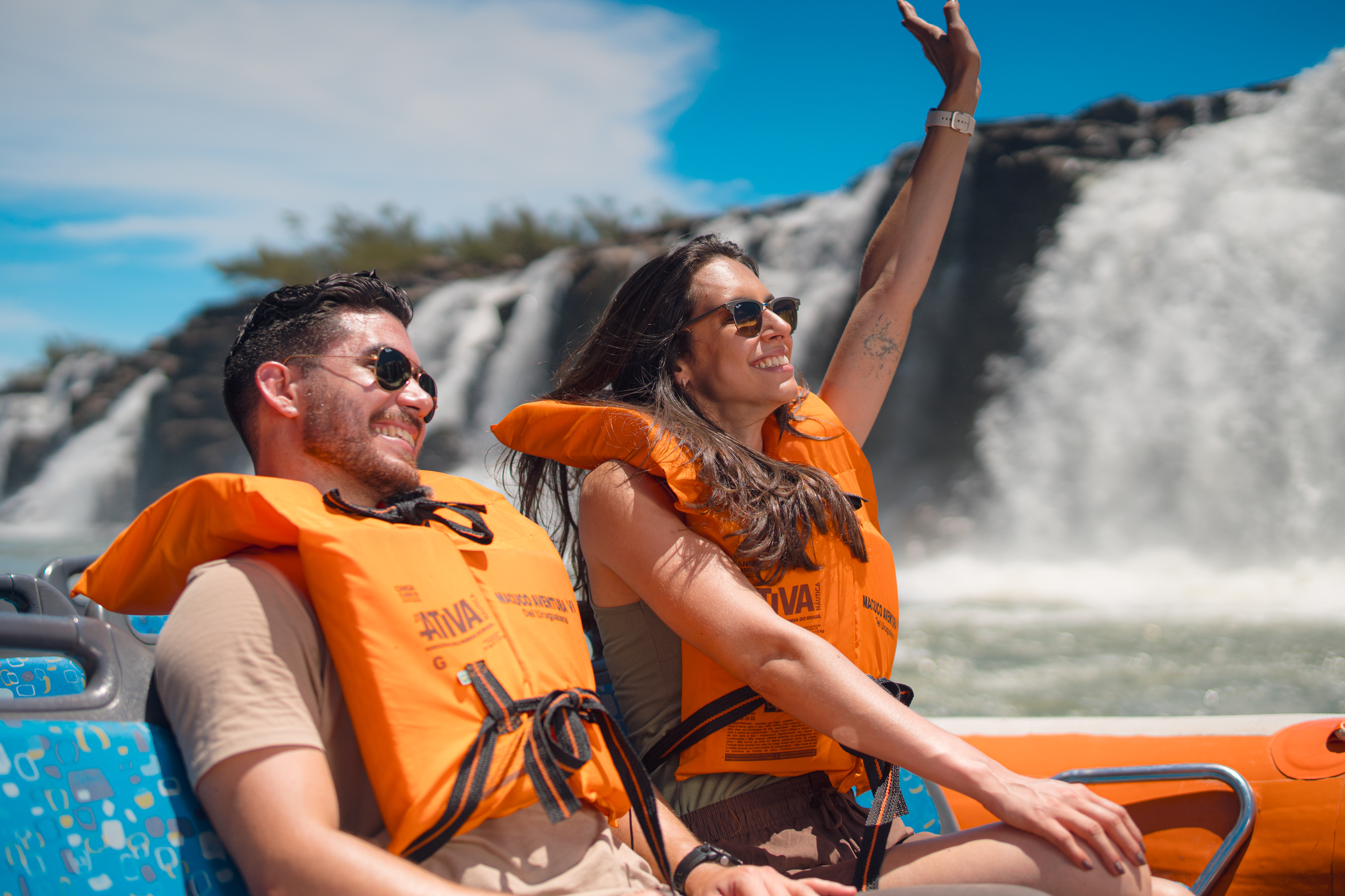 Salto Yucumã e Terras Encantadas